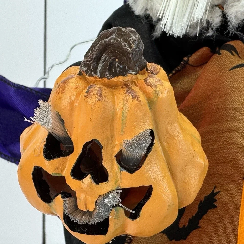 VTG Halloween Witch 13